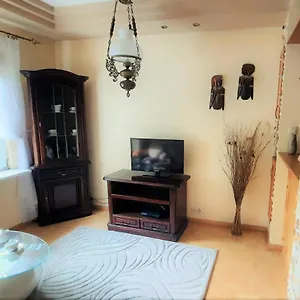 https://basniowy-apartament.warsawhotelspoland.com